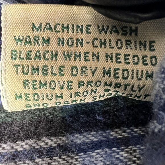 L.L. Bean Mens M Green Denim Canvas Shacket Hurricane Plaid Lining Canada Made - Picture 15 of 16